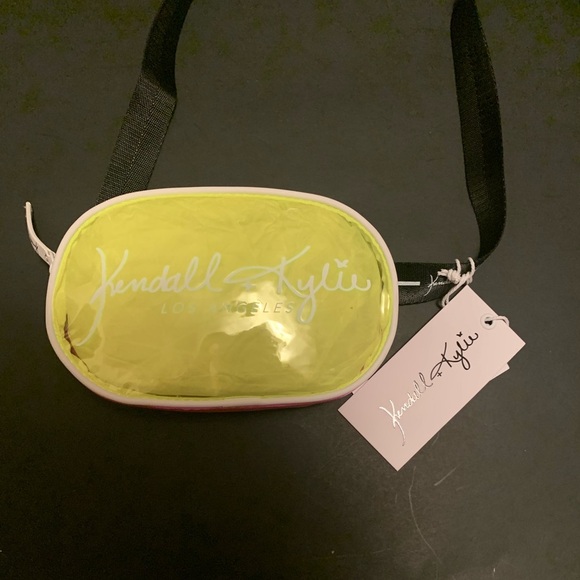 NWT Kendall & Kylie neon belt bag - Picture 3 of 8